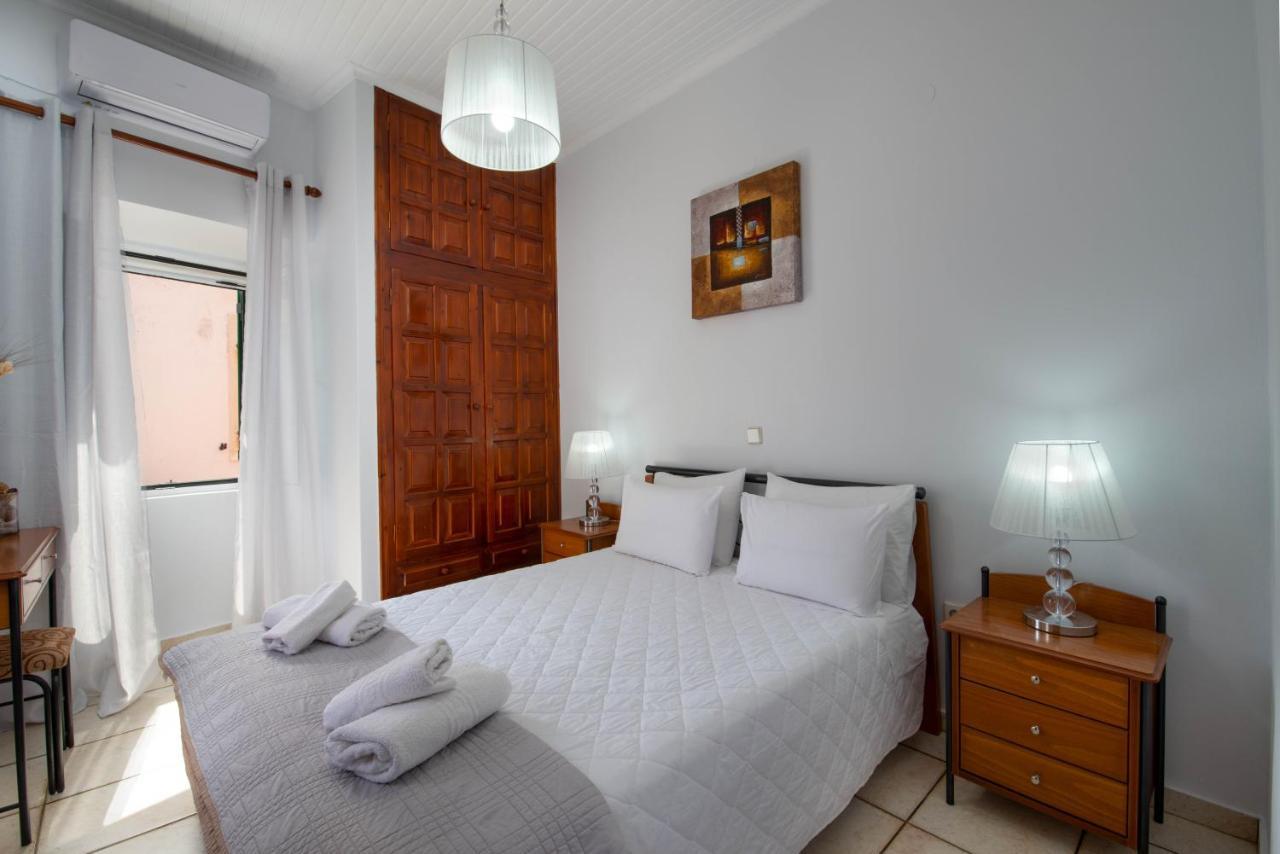 Paxos Center Apartment ไกออส ภายนอก รูปภาพ